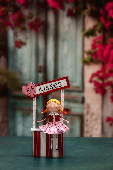 5c Kisses stand representing approachable service